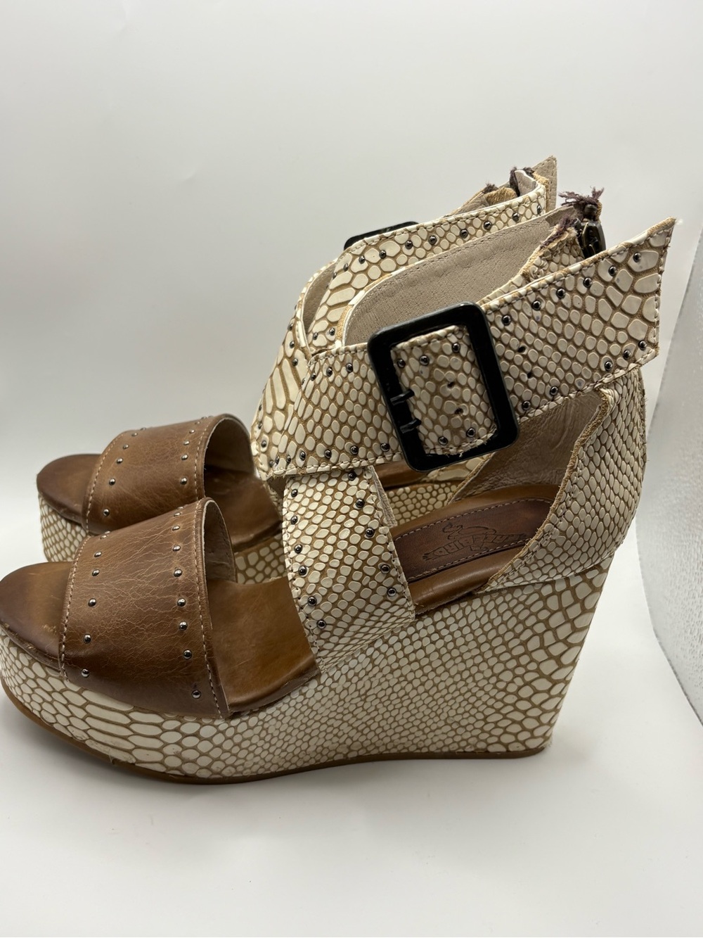 Freebird by Steven Terra leather wedges READ - Picture 2 of 10
